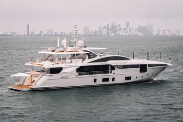 114' Azimut 2019 Yacht For Sale